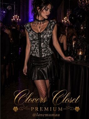 Black Lace Goth Corset Style Top Cap Sleeve Lace Back Large